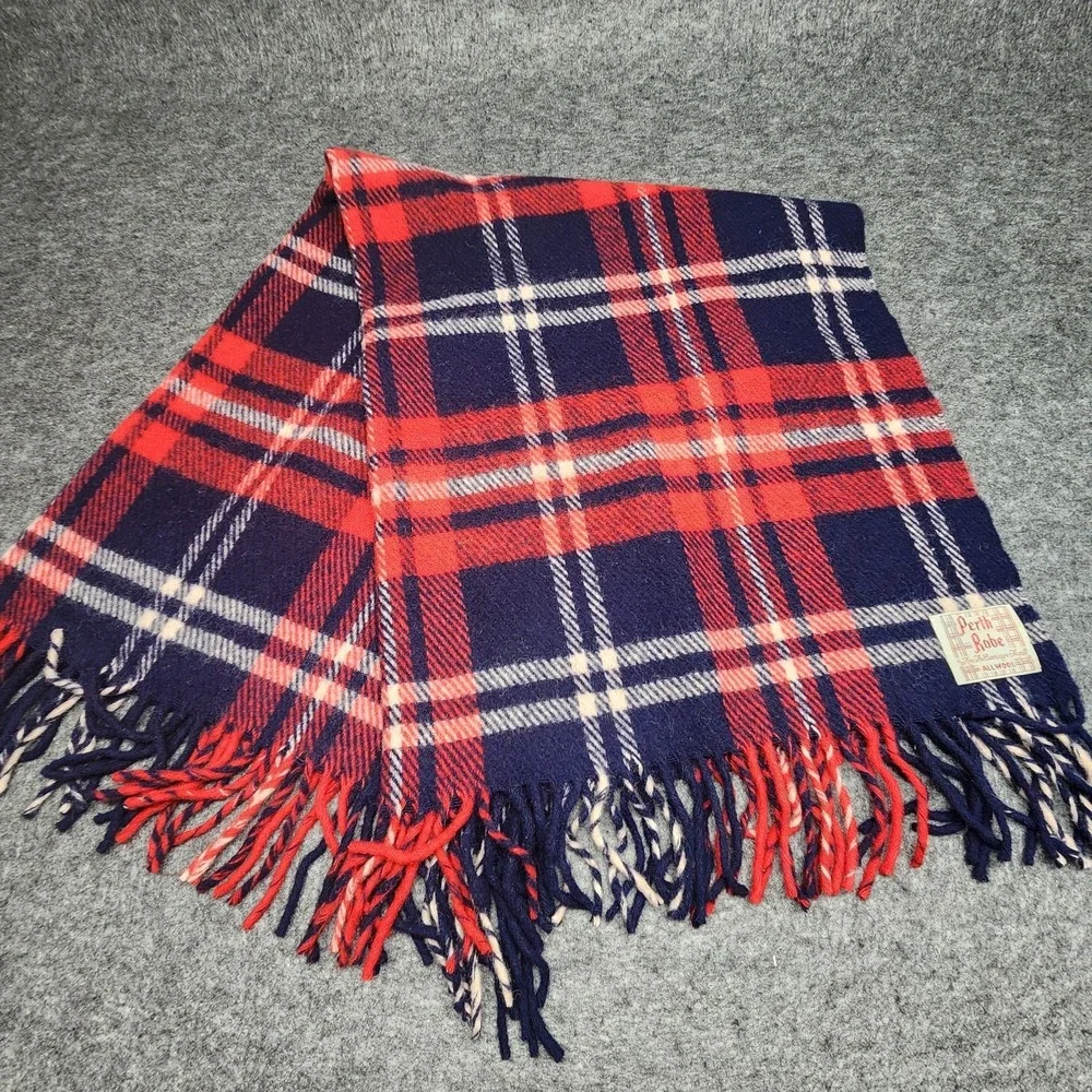 Perth Robe Vintage Wool Carriage Lap Stadium Blanket Throw Navy Red Tartan Plaid